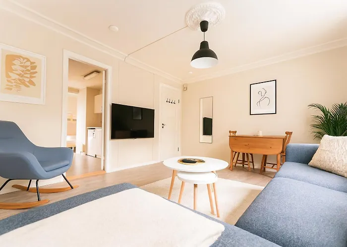 Διαμέρισμα Retreat - Steps From Bryggen - Norwegians Minimum Age 25 Μπέργκεν